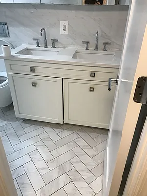 Rented by UES Management | media 29