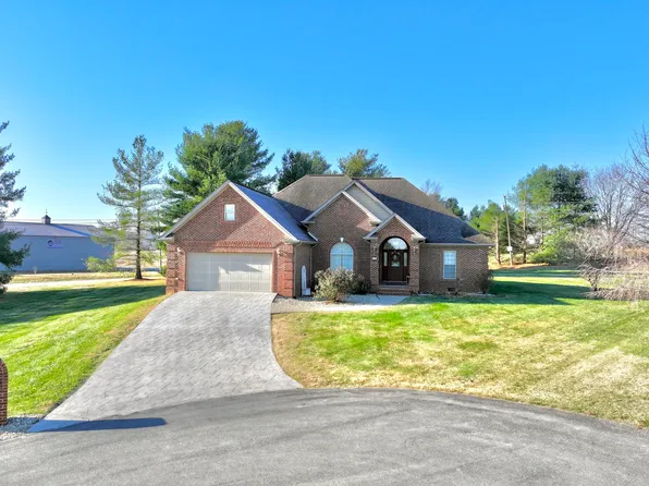 75 Marty Cir, Bronston, KY 42518