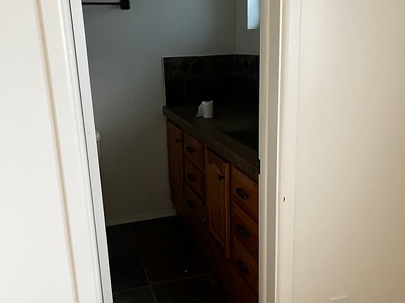 2nd image of 315 E Orange Dr