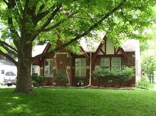 7530 Locust St, Kansas City, MO 64131