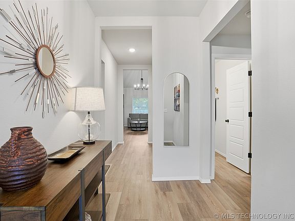 4th image of 7207 E 131st Pl S