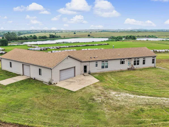 740 N Brookville Rd, Brookville, KS 67425