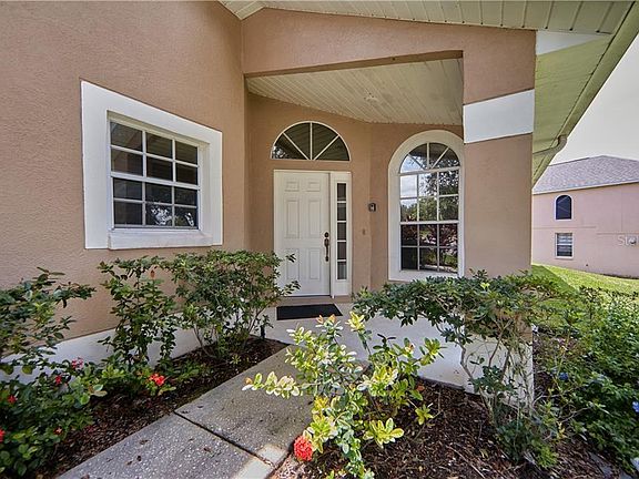 3rd image of 2292 Mallory Cir