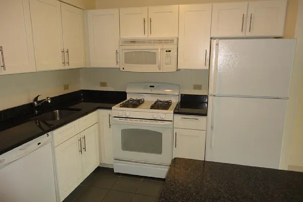 Rented by Corcoran | media 28