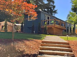 1995 NE Sipes Ln, Bremerton, WA 98311