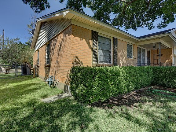 4th image of 2012 Mountainview Dr