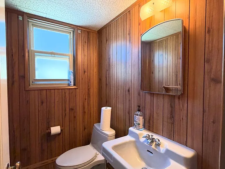955 Lawton St — Photo 30