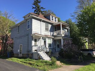 74 Cambridge St, Rochester, NY 14607