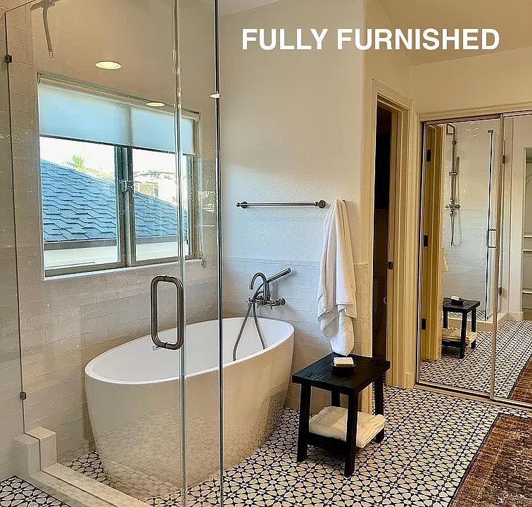 1st image of 610 1/2 Orchid Ave