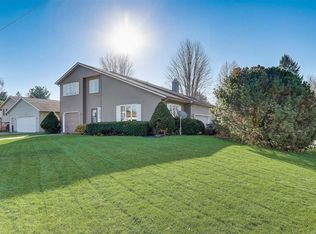 1633 Sapphire Way #1633, Sun Prairie, WI 53590