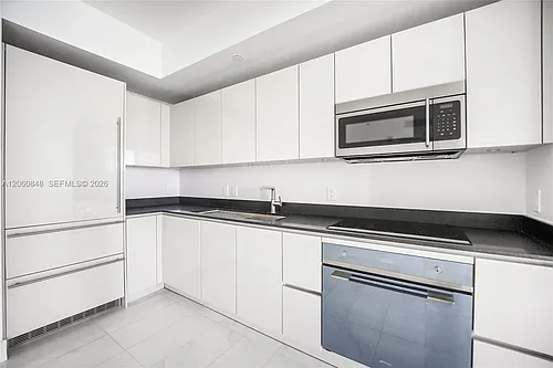 1010 Brickell Ave #2708 Photo 1 1010 Brickell Ave #2708 Photo 1
