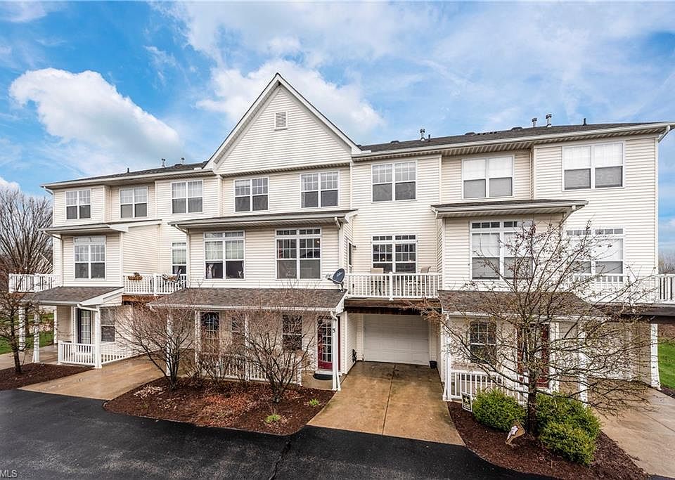 1st image of 1222 E Chapman Ln #3