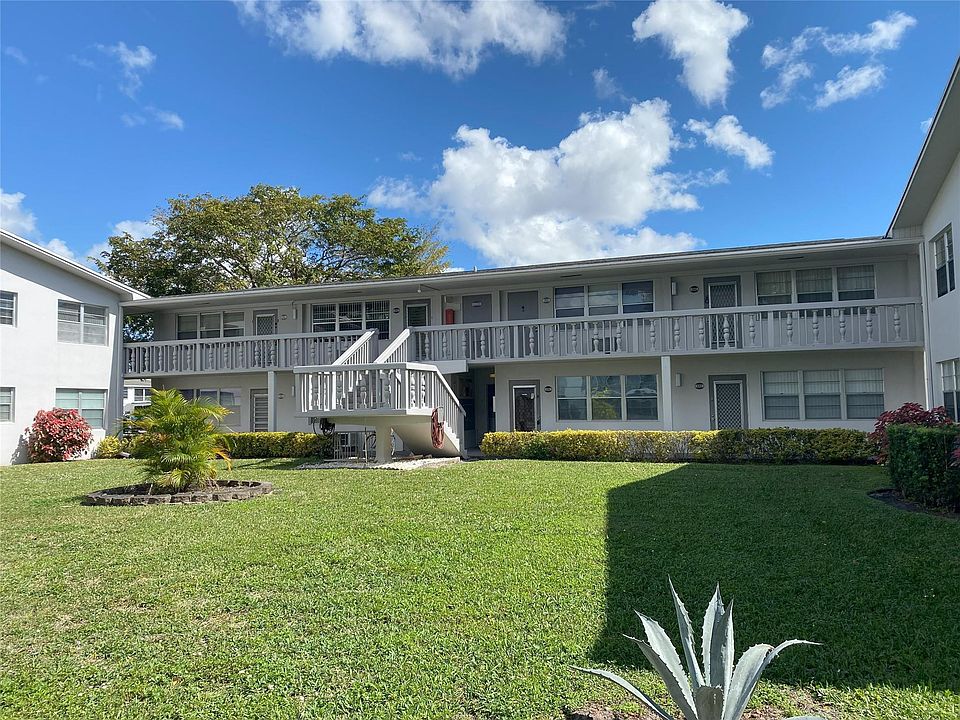 1st image of 199 Oakridge M #199