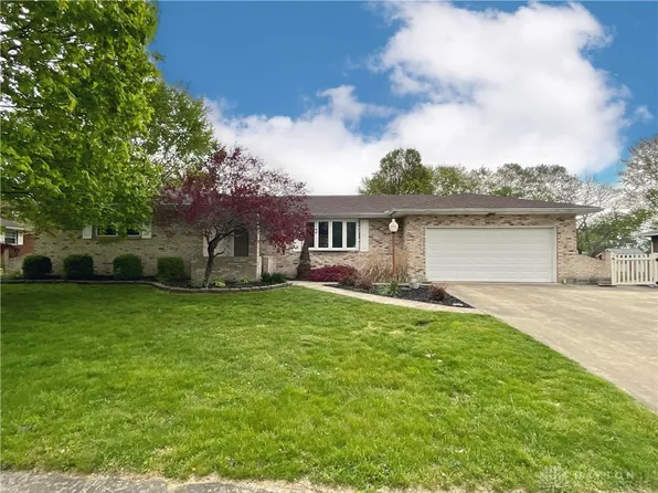 230 Miller Ave, Eaton, OH 45320