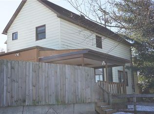 121 Whitaker St, Homestead, PA 15120