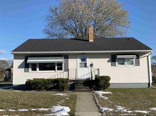 1328 N 18th St, Escanaba, MI 49829