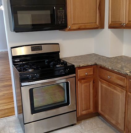3rd image of 2351 Tilbury Ave