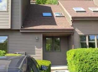 19 Twin Oaks, New Milford, CT 06776