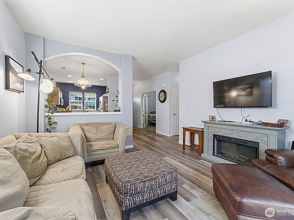 4th image of 1313 SE Newgate Drive