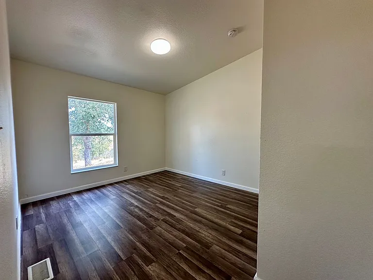 14124 Marsha Way — Photo 23