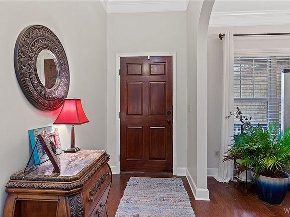 4th image of 11336 Spruce Ave