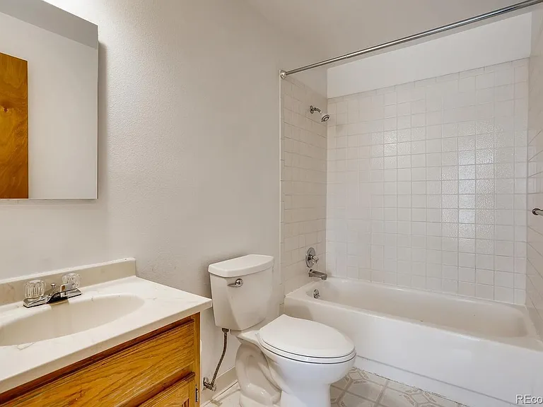 4820 Field Ct — Photo 5