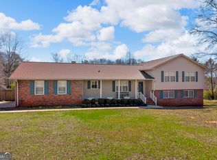 80 Riverbend Cir, Royston, GA 30662