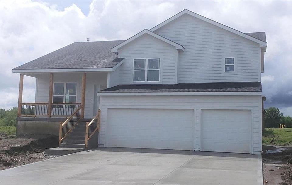 1st image of 1604 NE Jaclyn Dr