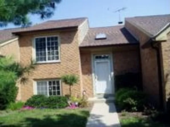 5234 S Eaglesnest Dr, Green Township, OH 45248