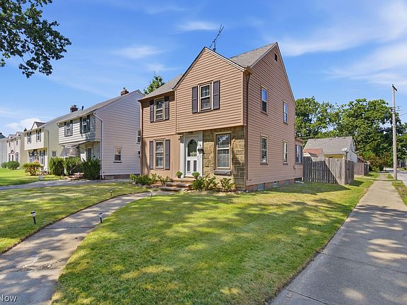 2nd image of 17702 Ponciana Ave