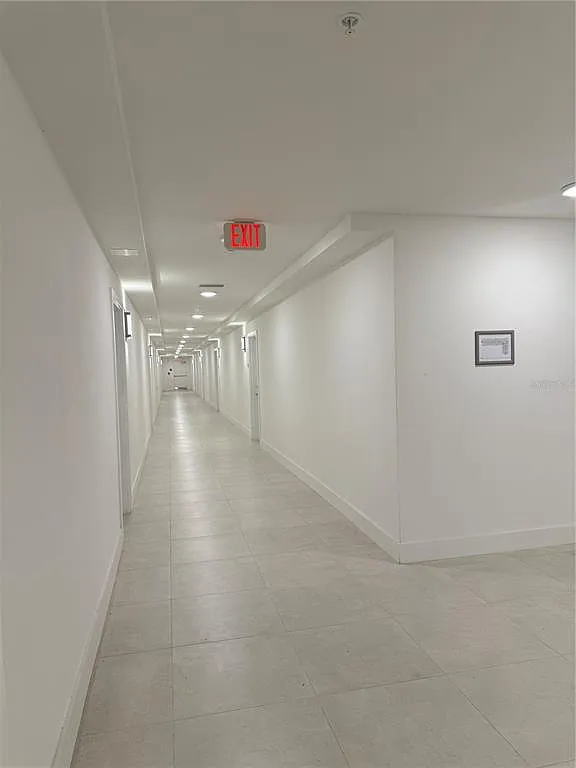 2 bed, 2.0 bath, 1023 sqft, $1,790 — Photo 3