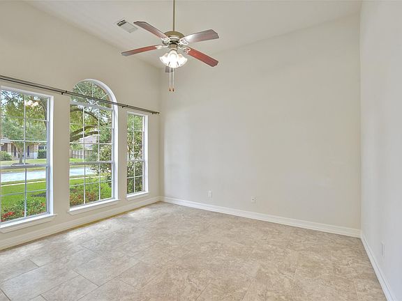 3rd image of 3720 Magnolia Rdg