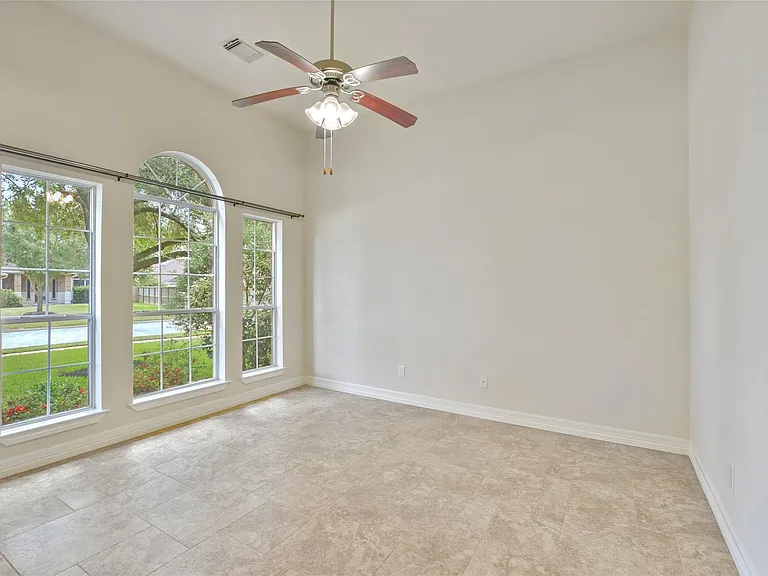 3720 Magnolia Rdg — Photo 3