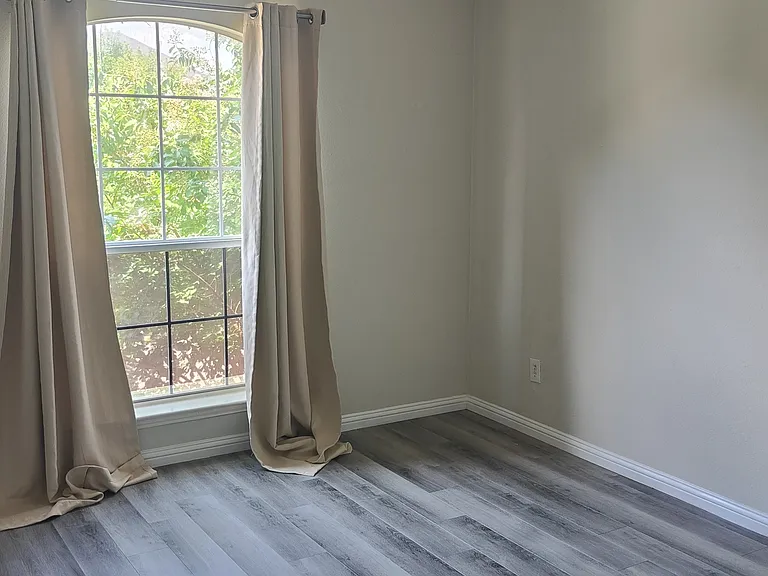 1412 Brenda Ln — Photo 41