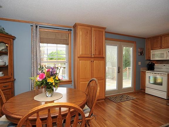 4th image of 9022 Caminito Ct