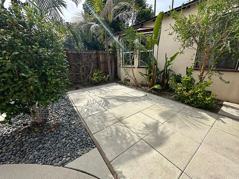 4296 Tujunga Ave — Photo 4