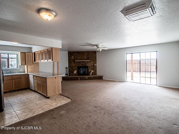 3rd image of 711 W 31st St