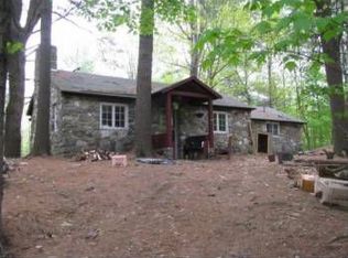 265 Bennington Rd, Hancock, NH 03449