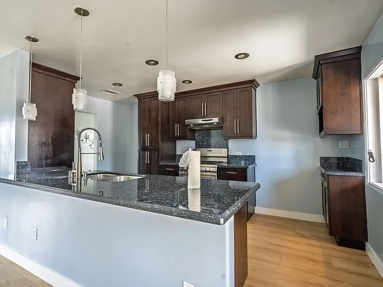 1395 Sheryl Ave — Photo 13