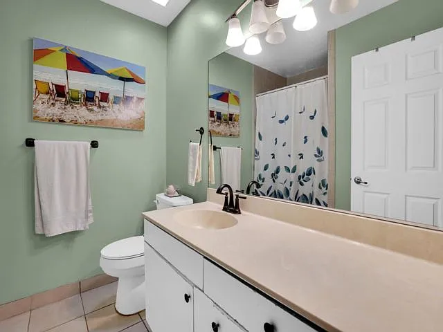 3331 Commodore Ct — Photo 18