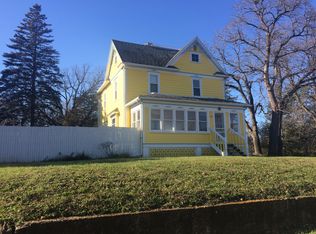 106 Academy St, Poynette, WI 53955