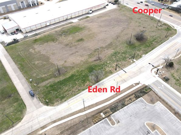 7001 S Cooper St, Arlington, TX 76001