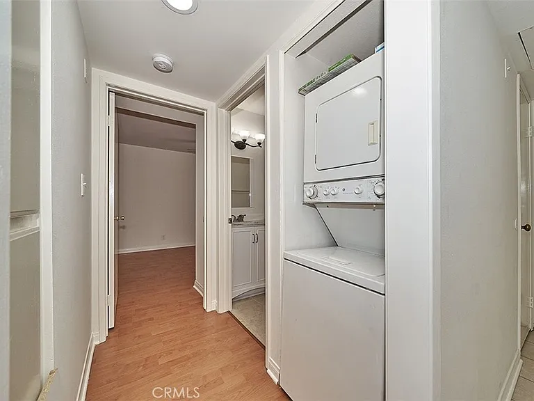 433 S Manhattan Pl #213 — Photo 19