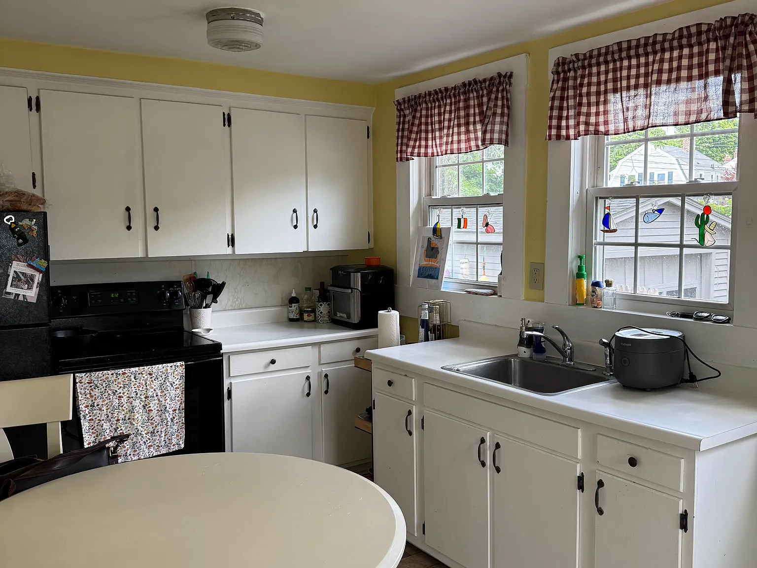 2 bed, 700 sqft, $2,350 — Photo 3