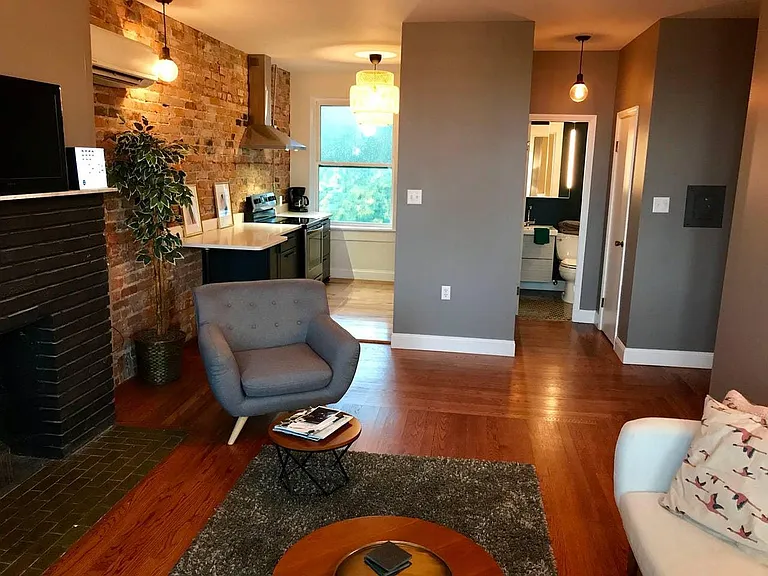650 E McMillan St #5 — Photo 10