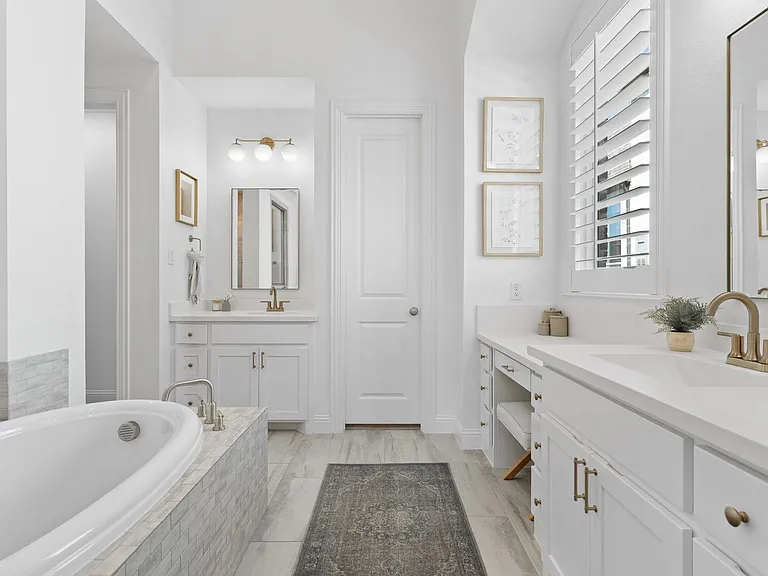 1020 Gentle Knoll Ln — Photo 21