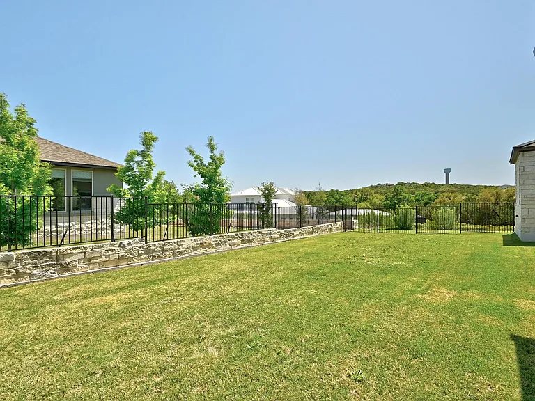 4809 Serene Hills Dr — Photo 34