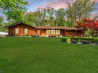 792 Partridge Dr, Bridgewater, NJ 08807