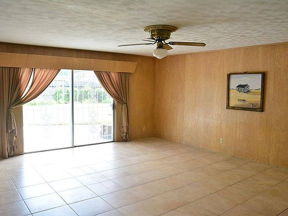 4th image of 4138 Mischire Dr