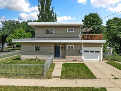 105 10th Ave NE, Minot, ND, 58703